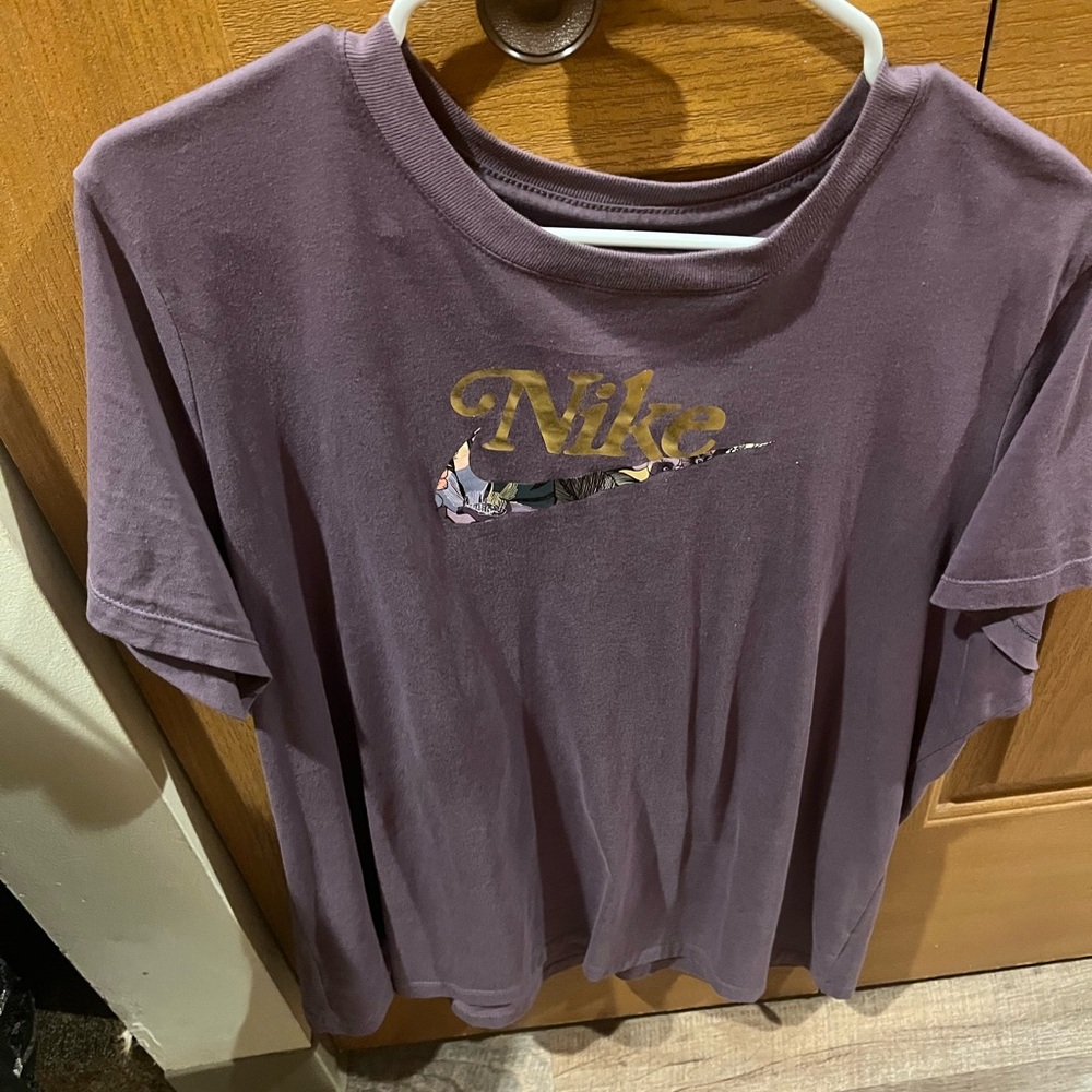 Nike Women's Purple T-Shirt
